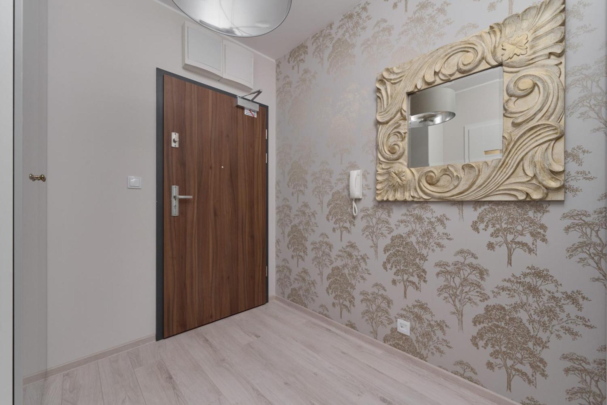 Luxurious Apartments With Balcony & Parking Gwiazdzista Wroclaw By Noclegi Renters Exterior photo